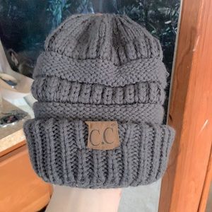 women’s C.C. grey beanie with ponytail loop